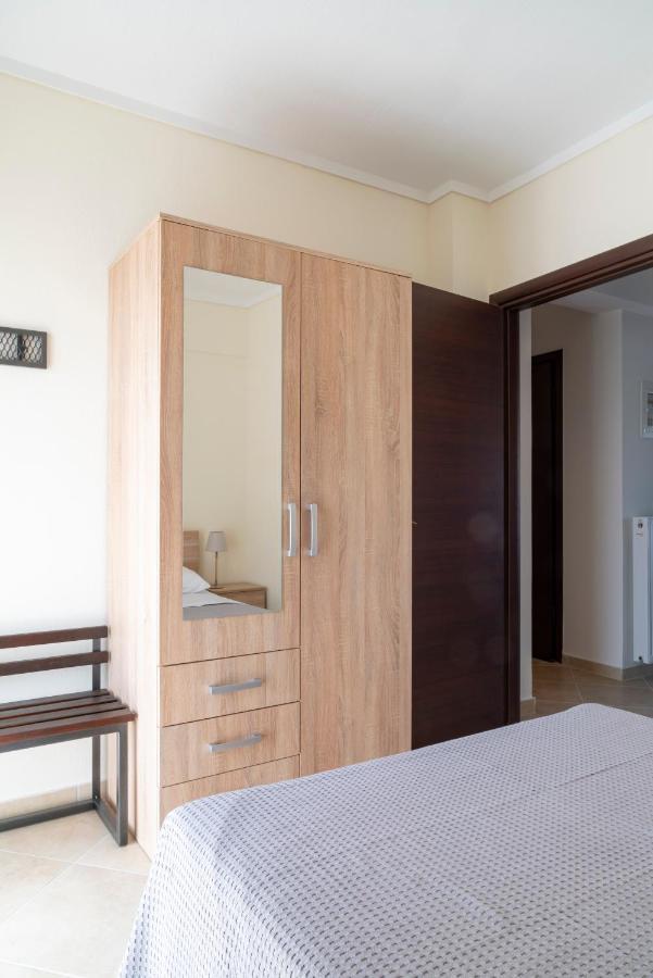 Alexandros Maisonettes & Apartments Nea Moudania Bagian luar foto